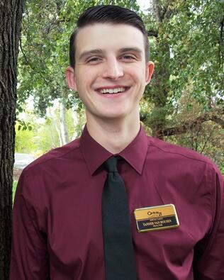 Headshot of Tanner Van Housen