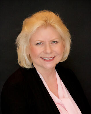 Headshot of Kathryn Hoffman