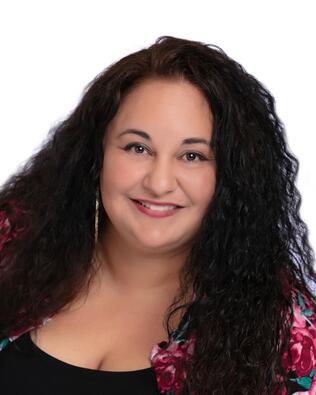 Headshot of Gina Salinas