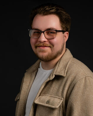 Headshot of Sean Rauch
