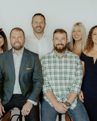 Headshot of Rettro Group