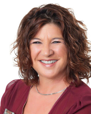 Headshot of Terri Martinez