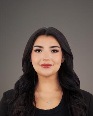 Headshot of Lilian Safonte