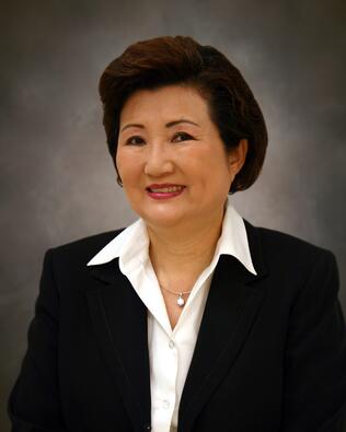 Headshot of Katherine Chang