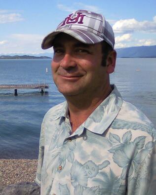 Headshot of Dave Salomon