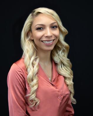 Headshot of Veronica Diaz