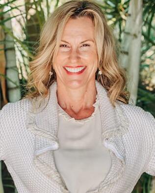 Headshot of Corey Len