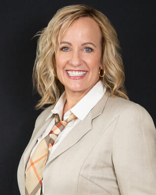 Headshot of Lorene Moderalli