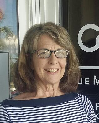 Headshot of Roxann Hogan