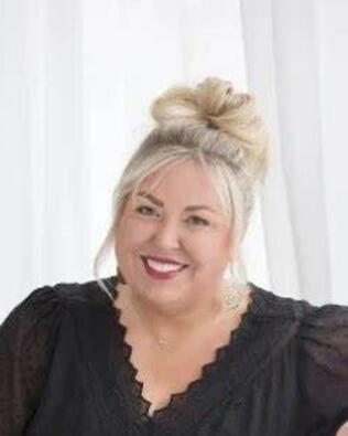 Headshot of Kim James