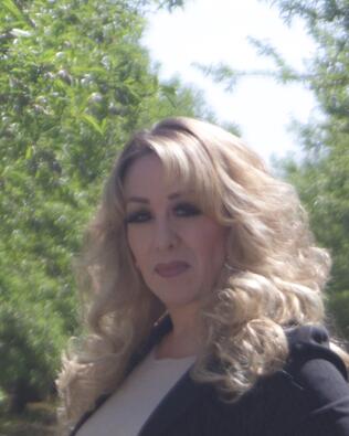 Headshot of Christine Hernandez