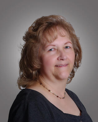 Headshot of Catherine Stevens