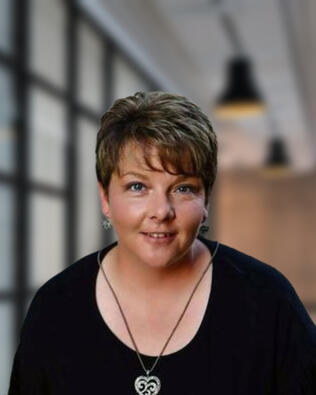 Headshot of Dawn Wuelling