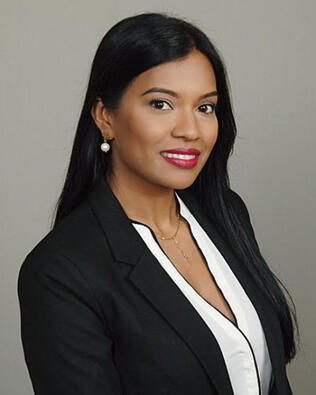 Headshot of Julia Deo
