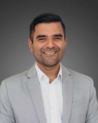 Headshot of Melvin Steve Avila