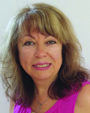 Headshot of Irena Komova