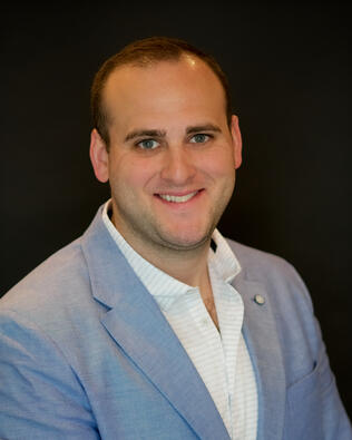 Headshot of Patrick Phillips