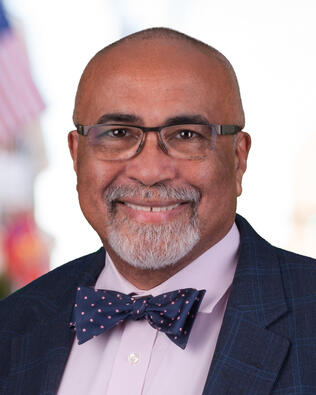 Headshot of Gary Hughes