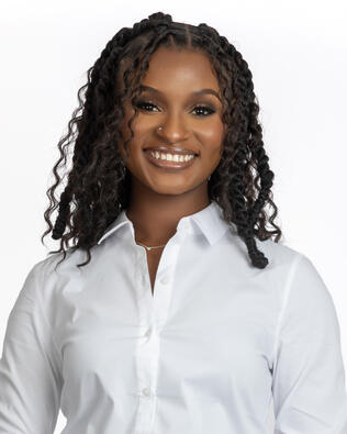 Headshot of Corneshia Mulkey