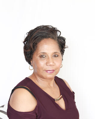 Headshot of Gladys Jackson