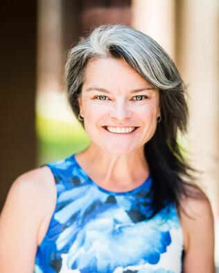 Headshot of Amanda Wade