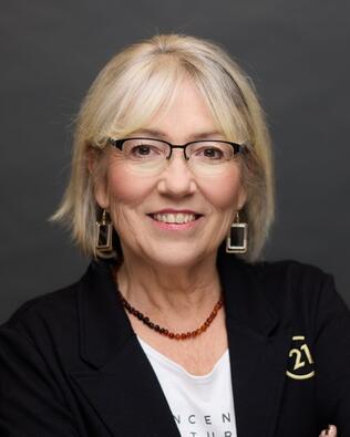 Headshot of Tami J. Anderson