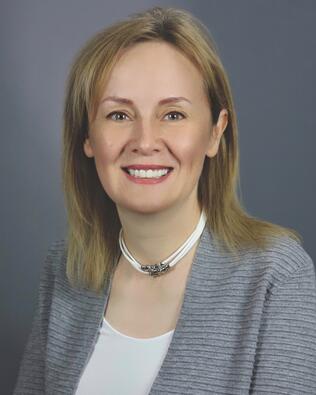 Headshot of Madalina Chifor