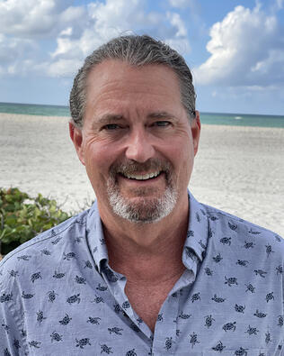 Headshot of Steve Howard