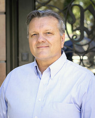 Headshot of Sam Pierson