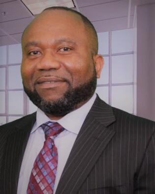 Headshot of Thomas Nwachukwu