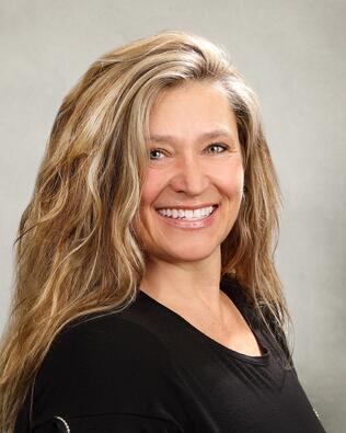 Headshot of Donna Seybold
