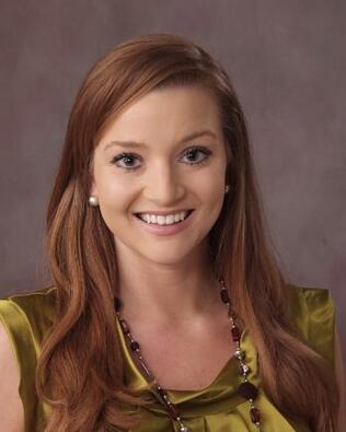 Headshot of Rayna Dubberly