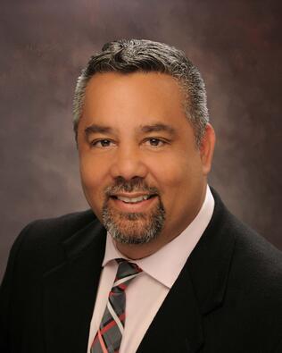 Headshot of Ric Licardo