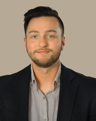 Headshot of Michael Mowdy