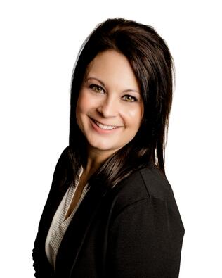 Headshot of Kylie Petty