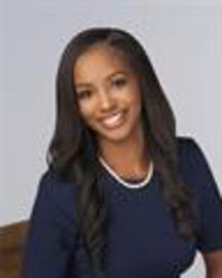 Headshot of Valery Alexis