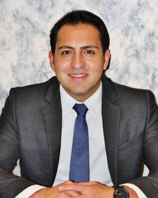 Headshot of Gustavo Lua