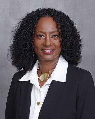 Headshot of Brenda Frank