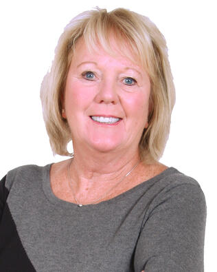 Headshot of Lynette Crose