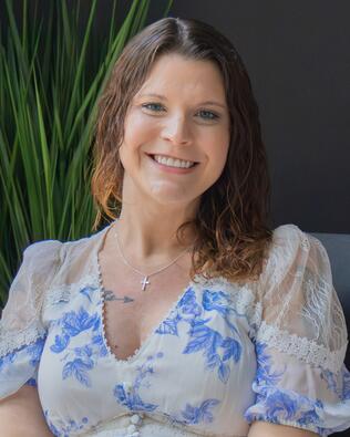 Headshot of Emily Powell