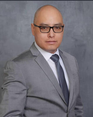 Headshot of Arturo Miranda