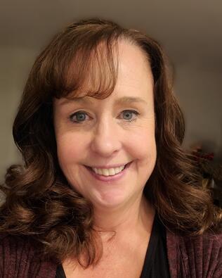 Headshot of Chana Dolbey