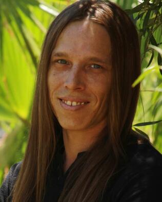 Headshot of Michael Bounce Jr.