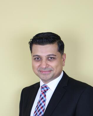 Headshot of Vivek Ajvalia
