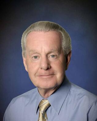 Headshot of Robert Potter