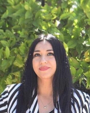 Headshot of Linda Isordia