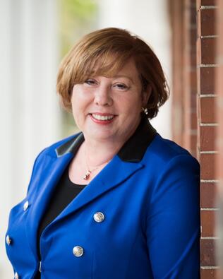 Headshot of Betsy Freedman Doherty