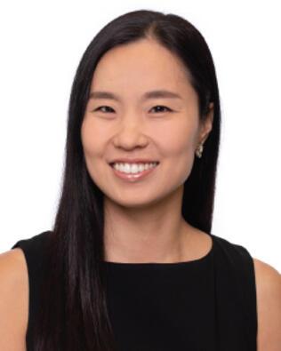 Headshot of Jenny Kwon