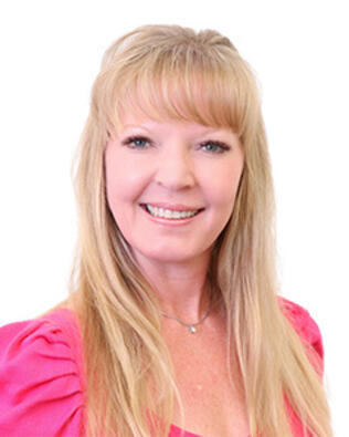 Headshot of Kristi Hiller