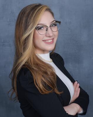 Headshot of Liliane Orfonoudakis